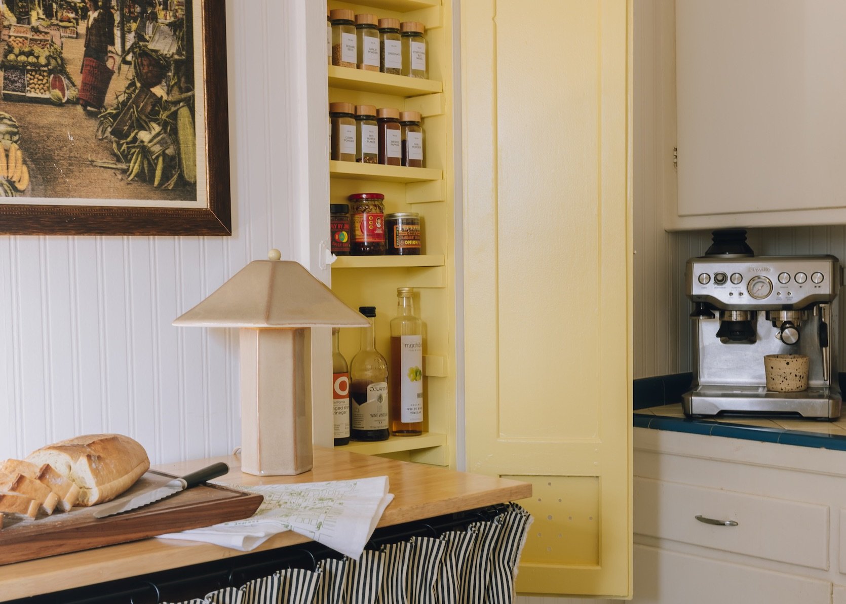 The Link Up: Em’s Top Book And Show Recs, Arlyn’s $9 Game Changing Cleaning Purchase, And A Viral Eyeliner Review