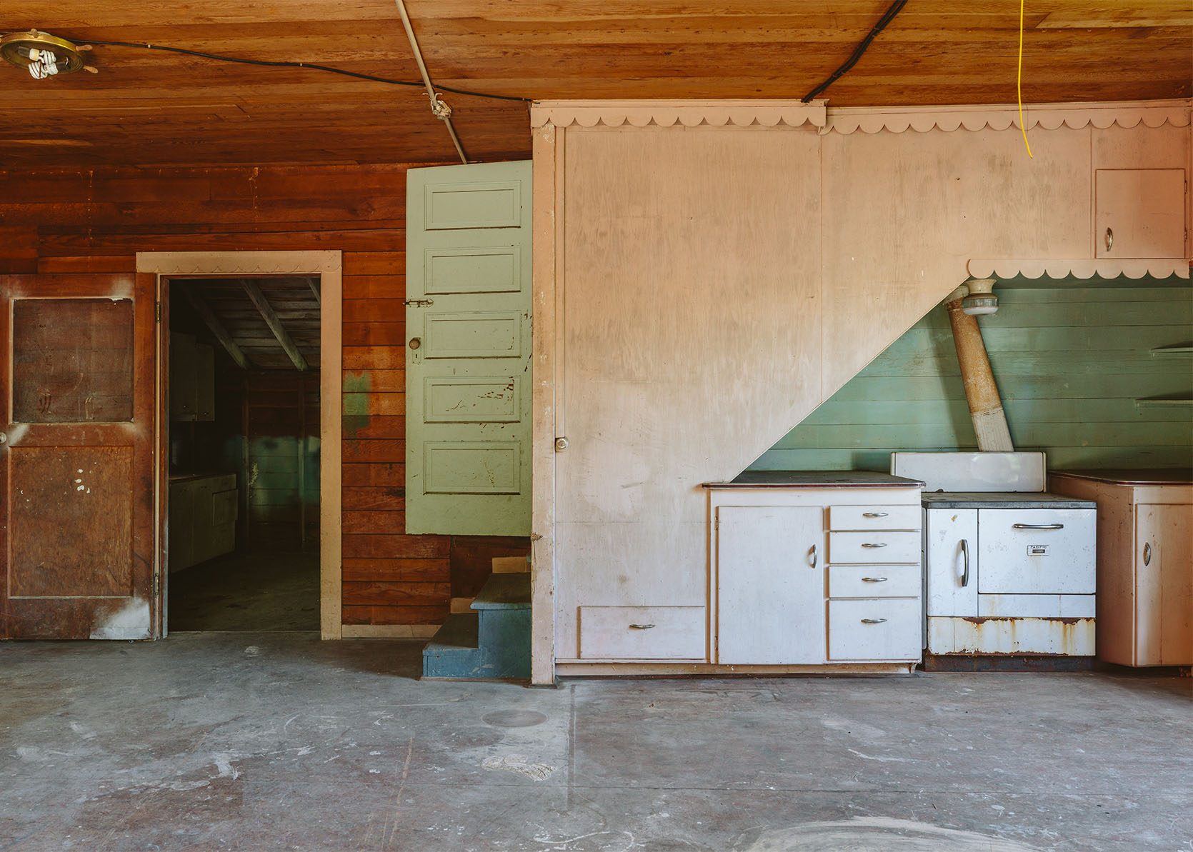 How Big Is The Guest Cottage? All The Dimensions And Floor Plans For Us To Geek Out Over