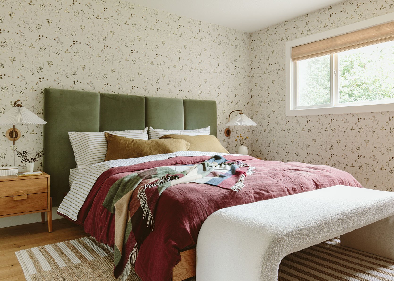 The Link Up: The Car Vacuum Em Didn’t Know She Needed, Mal’s Go-To Design Books, And How To Get Your Makeup To Last